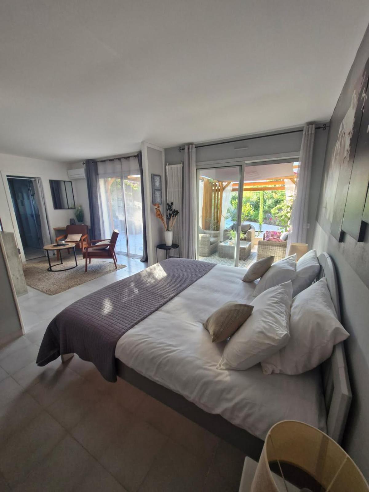 Suite Loft De Prestige, La Demeure Des Cedres & Spa, Cap D'Agde (Adults Only) Exterior foto